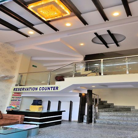 Hotel Gold Star Inn - Paharganj Új-Delhi Kültér fotó