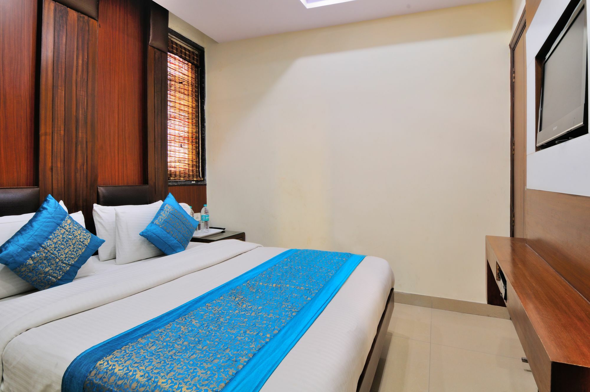 Hotel Gold Star Inn - Paharganj Új-Delhi Kültér fotó
